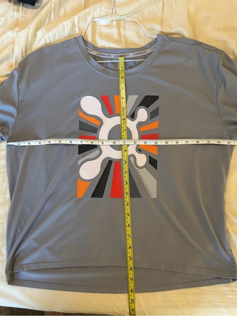 OrangeTheory Boxy Gray Short-Sleeve Women's Top - performance material - Picture 5 of 5